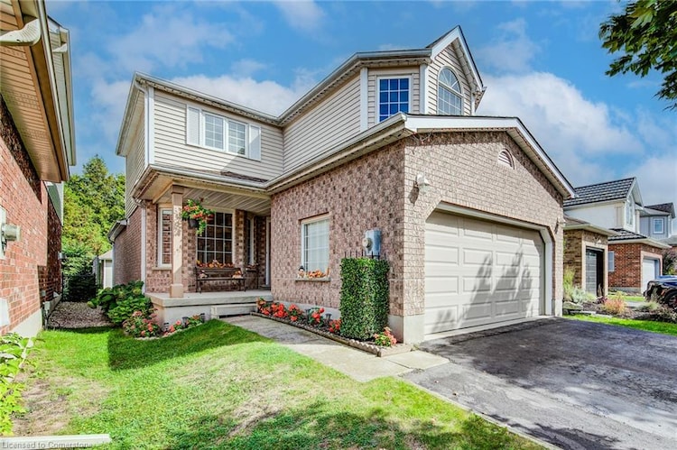 30 Waxwing Crescent, Guelph, ON, Kortright Hills