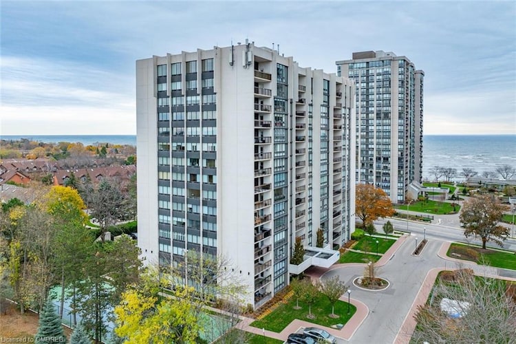 2175 Marine Drive, Oakville, ON, Bronte West