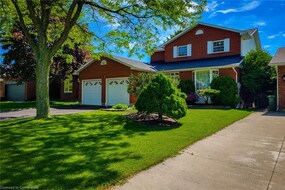 251 Alderlea Avenue, Hamilton, ON