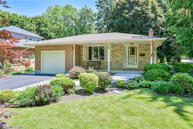 1 Eden Place, Norfolk County, ON, Simcoe