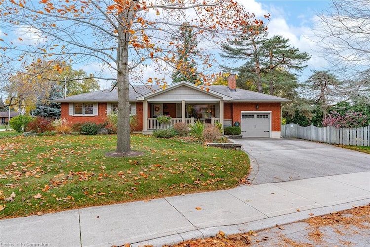 2182 Clarendon Park Drive, Burlington, ON, Brant