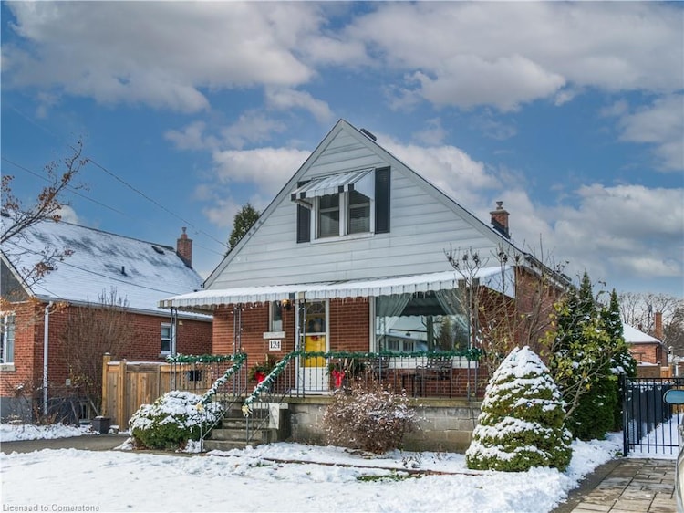 124 East 43rd Street, Hamilton, ON, Sunninghill