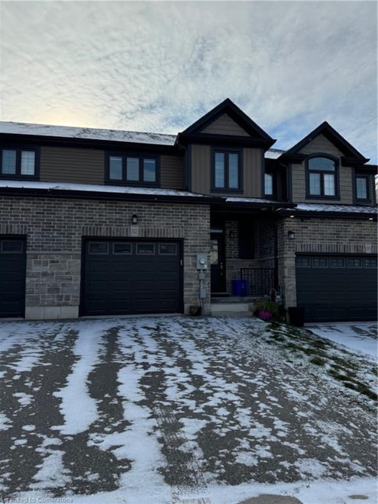 112 Links Crescent, Woodstock, ON, 