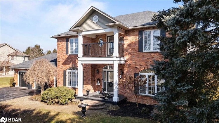 8670 Crayton Court, North Perth, ON, Gowanstown