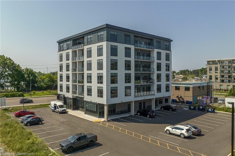 2 Dundas Street W, Belleville, ON, 