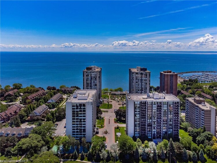 2175 Marine Drive, Oakville, ON, Bronte West