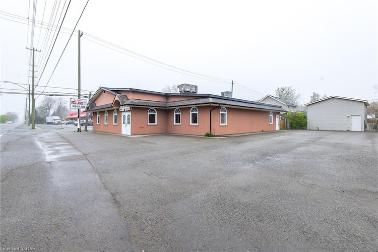 1206 Dominion Road, Fort Erie, ON, 