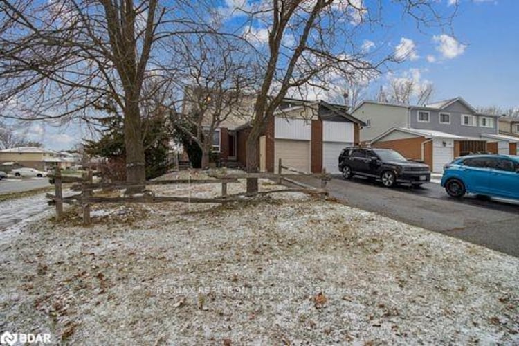 290 Collings Avenue, Bradford West Gwillimbury, ON, Bradford