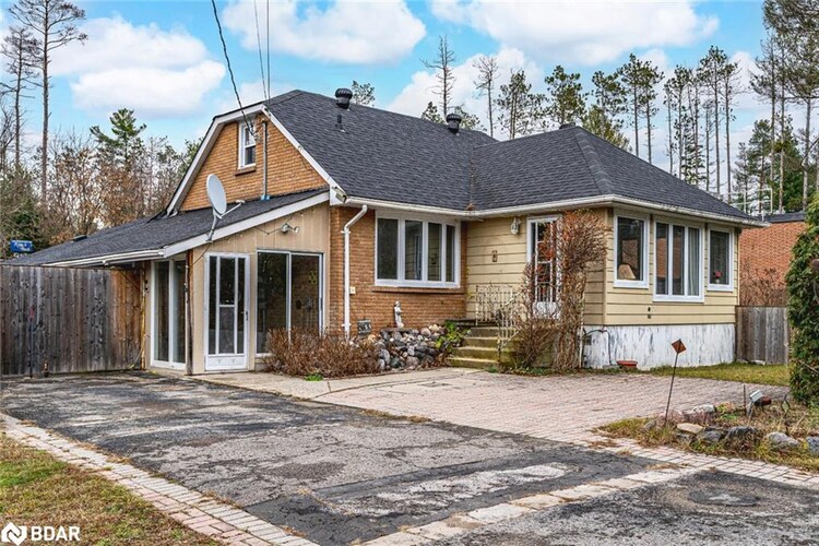 42 Mill Street, Essa, ON, Rural King