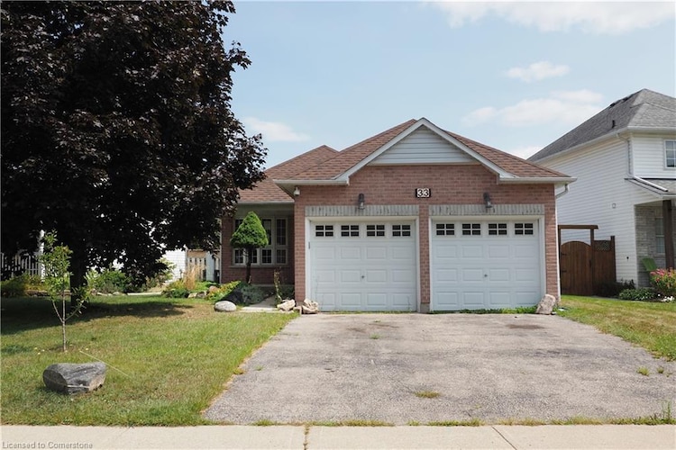 33 Hilltop Drive, North Dumfries, ON, 