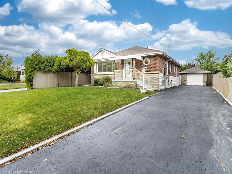 47 Alderney Avenue, Hamilton, ON, Hill Park