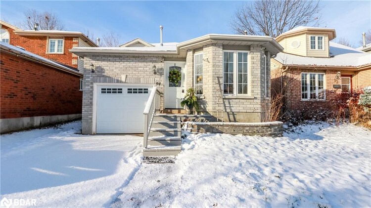 94 Churchland Drive, Barrie, ON, Holly