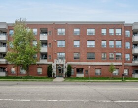 8 Main Street E, Hamilton, ON , MLS #40674220 , Image - 1