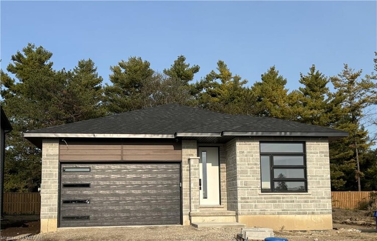 33 Cash Crescent, Ingersoll, ON, 