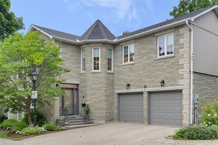 25 Manor Park Crescent, Guelph, ON, Old University