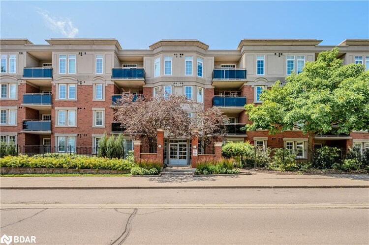 2300 Parkhaven Boulevard, Oakville, ON, Uptown Core