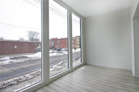 76 Wentworth Street S, Hamilton, ON , MLS #40687483 , Image - 1