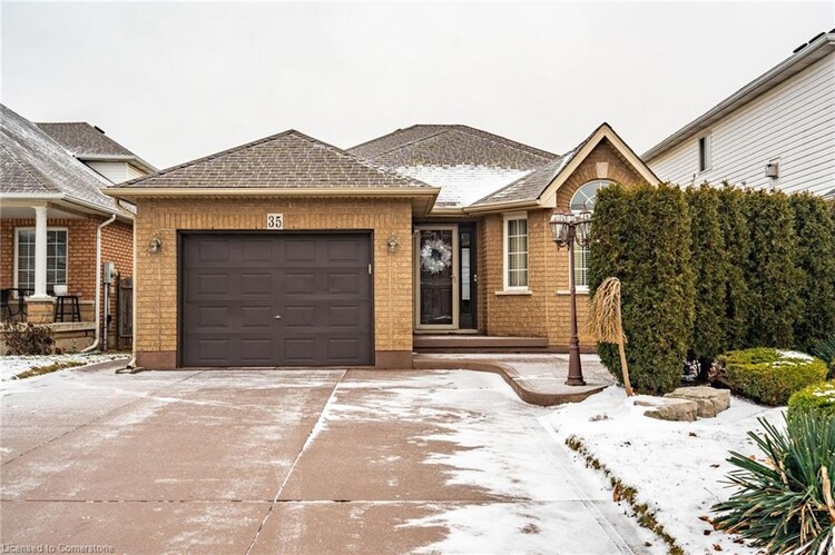 35 Distin Drive, Hamilton, ON, Crerar