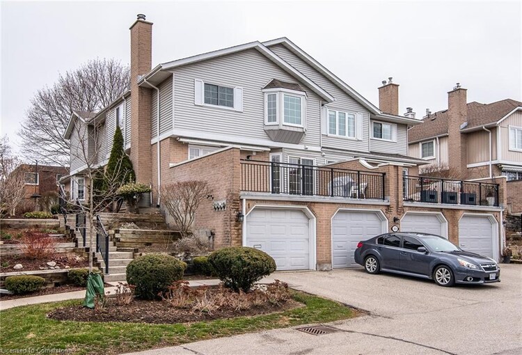 108 Woodlawn Road E, Guelph, ON, Waverley