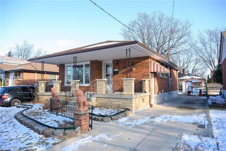 325 East 16th Street, Hamilton, ON, Hill Park