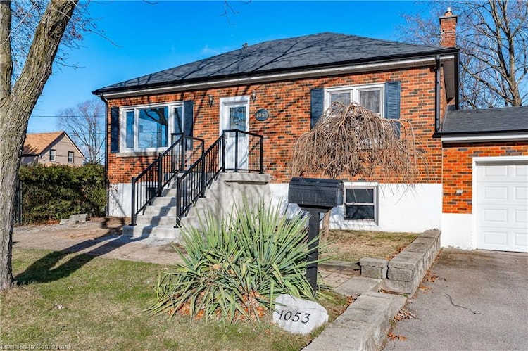 1053 Helena Street, Burlington, ON, Freeman