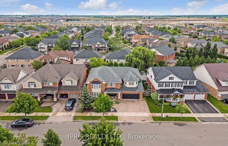 1382 Storey Drive, Milton, ON, Beaty