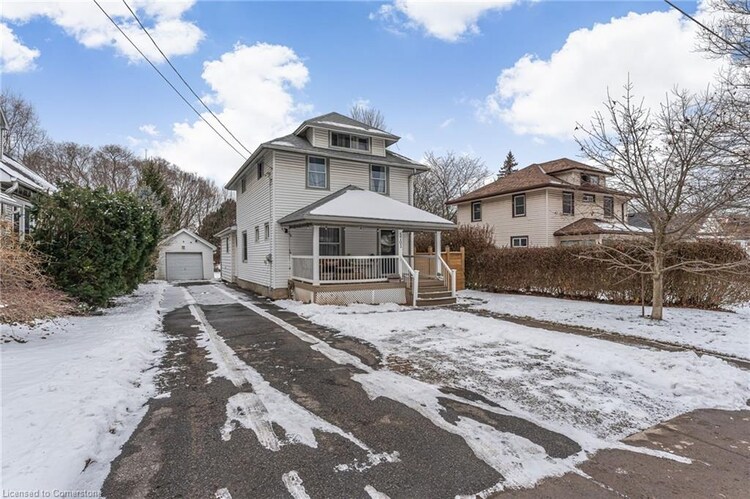 5701 Prince Edward Avenue, Niagara Falls, ON, 