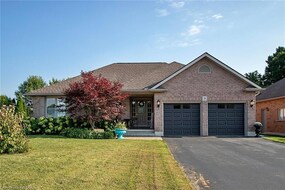 9 Greeneagle Drive, Oxford, ON