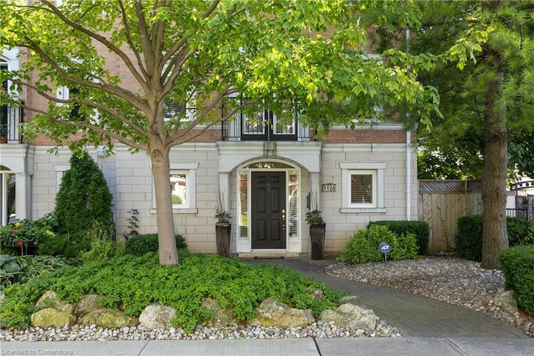 126 Brant Street, Oakville, ON, Old OakVille