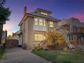 124 Eastbourne Avenue, Hamilton, ON , MLS #40723590 , Image - 1