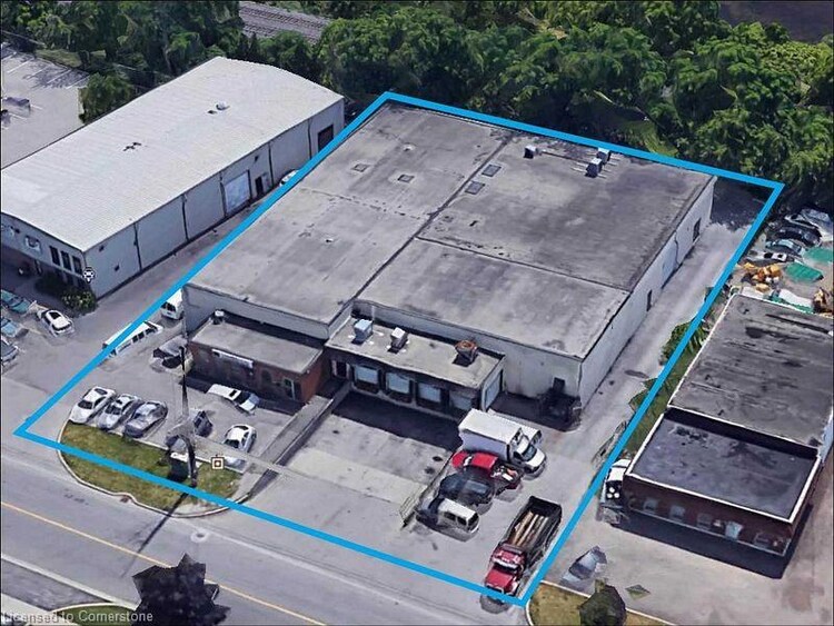 2410 Industrial Street, Burlington, ON, Mountainside
