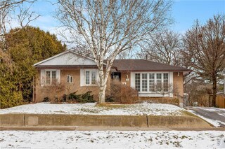 1181 Newton Road, Oakville, ON