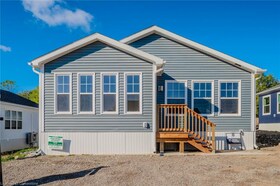 1085 Concession 10 Road W, Hamilton, ON , MLS #40725369 , Image - 1