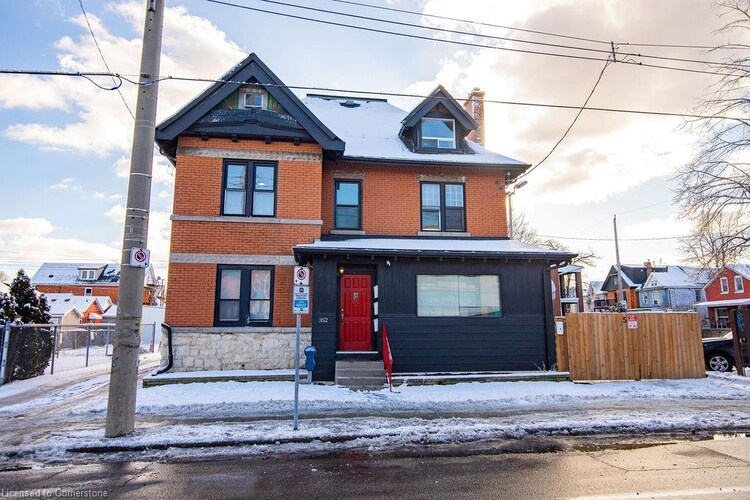 352 Barton Street E, Hamilton, ON, Landsdale