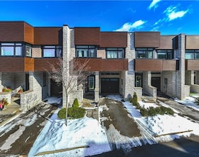 35 Midhurst Heights, Hamilton, ON , MLS #40738731 , Image - 1