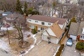 10 Douglas Place, Hamilton, ON , MLS #40695506 , Image - 1