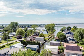 12 Willow Avenue, Norfolk, ON , MLS #40660680 , Image - 1