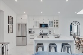 124 Bond Street N, Hamilton, ON , MLS #40724660 , Image - 1