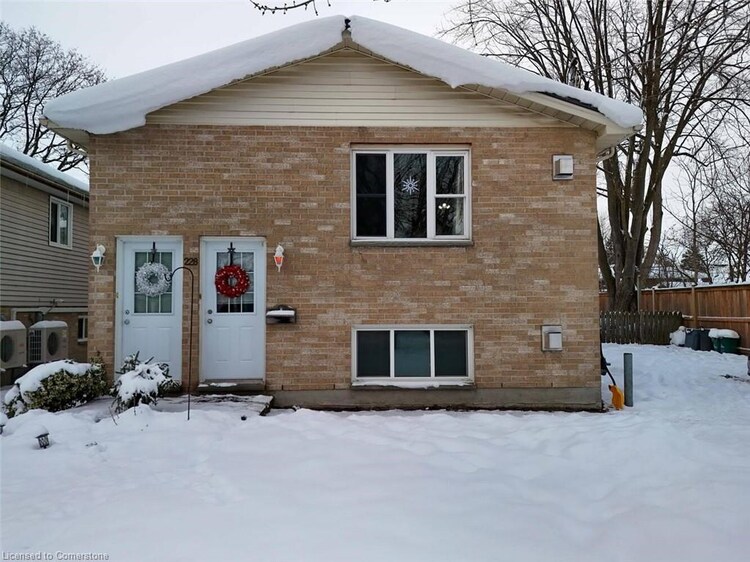 228 Queen Street, Stratford, ON, 