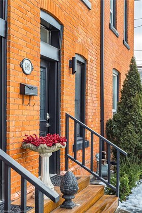 488 Catharine Street N, Hamilton, ON , MLS #40698094 , Image - 1