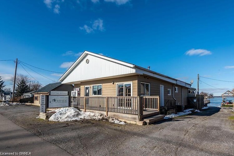 48-50 Erie Boulevard, Norfolk County, ON, Long Point