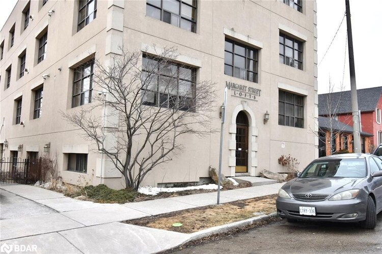 36 Margaret Street, Hamilton, ON, Strathcona