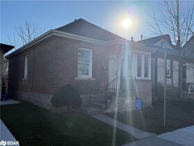 164 London Street N, Hamilton, ON , MLS #40777783 , Image - 1