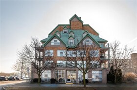 19 Lake Avenue S, Hamilton, ON , MLS #40748725 , Image - 1