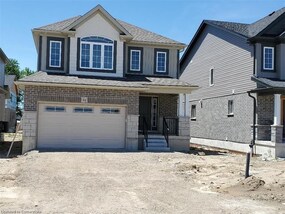 44 Robertson Drive, Perth, ON