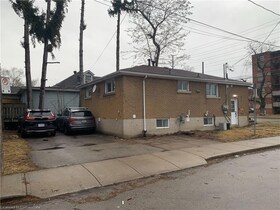 924 Concession Street, Hamilton, ON , MLS #40717654 , Image - 1