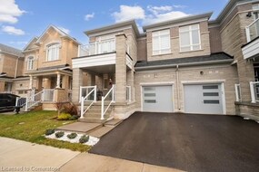 12 Great Falls Boulevard, Hamilton, ON