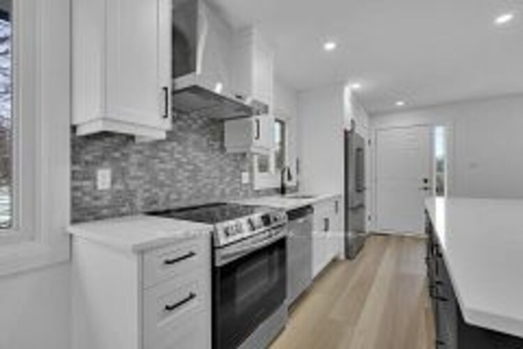 258 Edgewater Crescent, Kitchener, ON, 