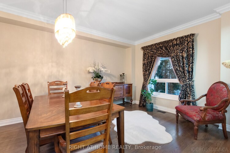 890 Royal Orchard Drive, Oshawa, ON, Pinecrest