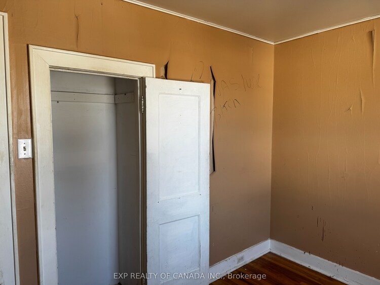 358 Lindsay Street S, Kawartha Lakes, ON, Ops